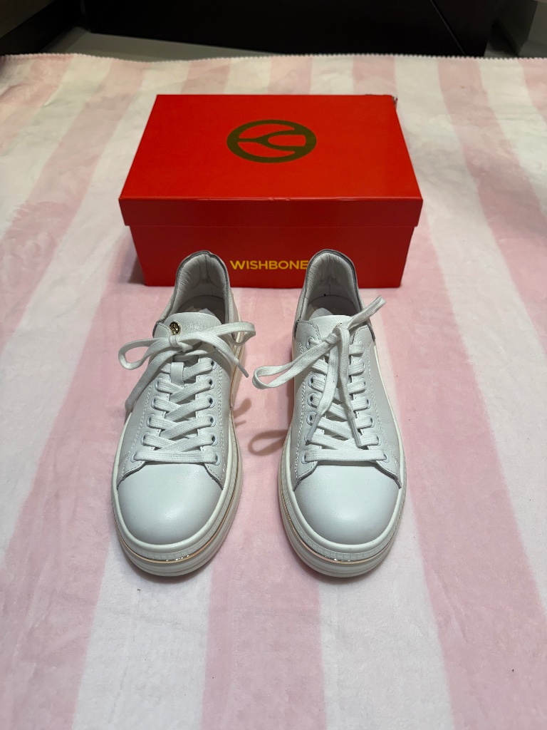 White & Gold Lyla Sneaker, Wishbone, Us 6.5